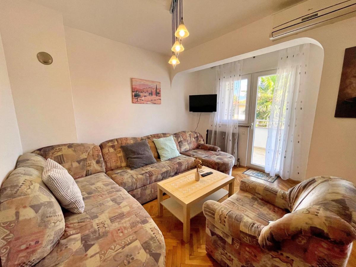 Apartments Bohovic Šilo Buitenkant foto